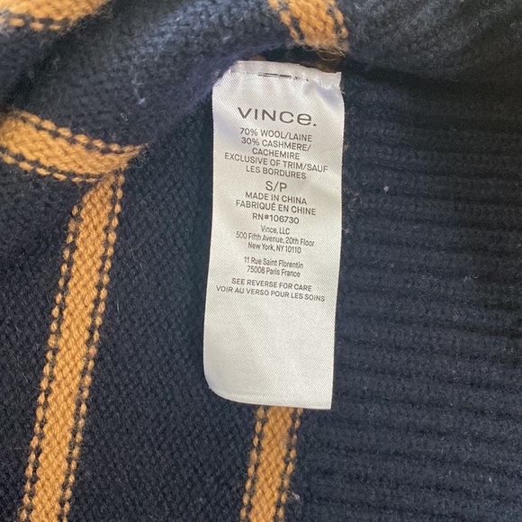 Vince V neck cardigan wool/cashmere size S - Picture 6 of 7